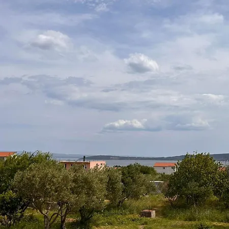 Mama Lu * Kaštel Stari